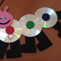 kağit işleri ,gelişim dosyası süslemesi,artık materyal .atatürk köşesi (104)