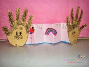 okul öncesinde yaşlı -genç sanat etkinliği  (20)