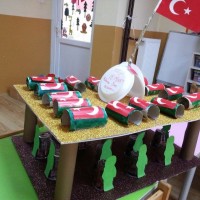 sanat etkınliği ,okuma yazmaçalişması 23 nisan çalişması ,kutlu doğum artık materyal çalişması  (1965)