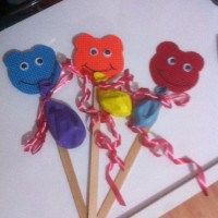 artık materyal ,okuma yazma çalişması ,kağit işleri,sulu boya çalişması (685)