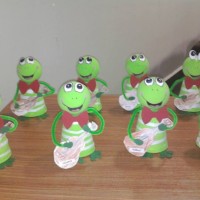 artık materyal ,okuma yazma çalişması ,kağit işleri,sulu boya çalişması (838)