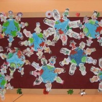 kagit işleri ,artık materyal ,sınıf süsü(1043)