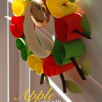 kagit işleri ,artık materyal ,sınıf süsü(1090)