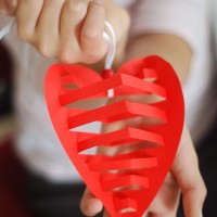 kagit işleri ,artık materyal ,sınıf süsü(1221)