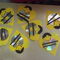 kagit işleri ,artık materyal ,sınıf süsü(565)