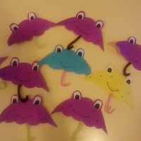 kagit işleri ,artık materyal ,sınıf süsü(576)