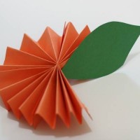 kagit işleri ,artık materyal ,sınıf süsü(616)