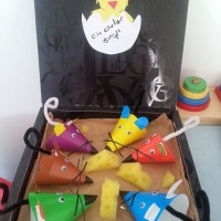 kagit işleri ,artık materyal ,sınıf süsü(681)