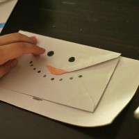 kagit işleri ,artık materyal ,sınıf süsü(686)