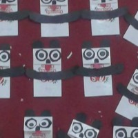 kagit işleri ,artık materyal ,sınıf süsü(694)