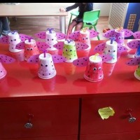 kagit işleri ,artık materyal ,sınıf süsü(698)