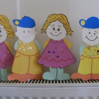 kagit işleri ,artık materyal ,sınıf süsü(846)