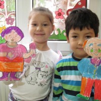 kagit işleri ,artık materyal ,sınıf süsü(883).JPG