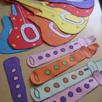 kagit işleri ,artık materyal ,sınıf süsü(930)