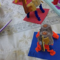 kutlu doğüm ,kurban bayramı ,artık materyal ,kağit işleri ,sınıf süsü ,anneler günü ,babalar günü ,gelişim raporu  (2013)