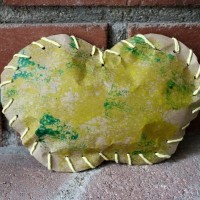 okul öncesi kağit işleri ,duvar süsü ,suluboya çalişması (107)