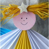 okul öncesi kağit işleri ,duvar süsü ,suluboya çalişması (127)