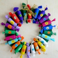 okul öncesi kağit işleri ,duvar süsü ,suluboya çalişması (139)