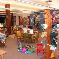 okul öncesi kağit işleri ,duvar süsü ,suluboya çalişması (153)