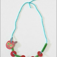 okul öncesi kağit işleri ,duvar süsü ,suluboya çalişması (159)