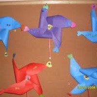 okul öncesi kağit işleri ,duvar süsü ,suluboya çalişması (17)