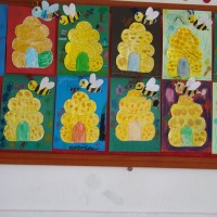 okul öncesi kağit işleri ,duvar süsü ,suluboya çalişması (209)