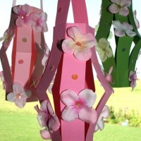 okul öncesi kağit işleri ,duvar süsü ,suluboya çalişması (251)