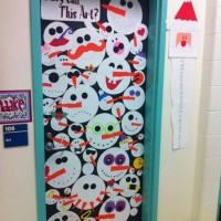 okul öncesi kağit işleri ,duvar süsü ,suluboya çalişması (307)