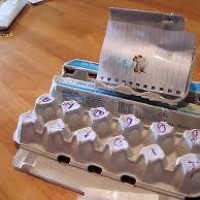 okul öncesi kağit işleri ,duvar süsü ,suluboya çalişması (47)