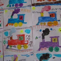 okul öncesi kağit işleri ,duvar süsü ,suluboya çalişması (81)