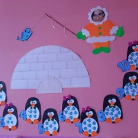 okul öncesi kağit işleri ,duvar süsü ,suluboya çalişması (97)