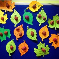 okul öncesınde kağit işler, duvar süsü ,davetiye kartları ,suluboya  çalişması (4330)