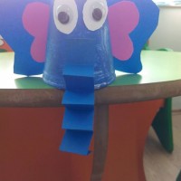 okul öncesınde kağit işler, duvar süsü ,davetiye kartları ,suluboya  çalişması (4358)