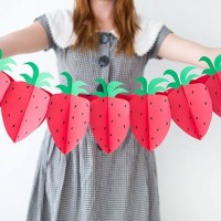 okul öncesınde kağit işler, duvar süsü ,davetiye kartları ,suluboya  çalişması (4481)