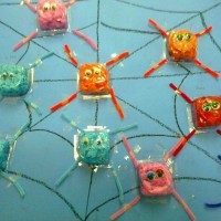 okul öncesınde kağit işler, duvar süsü ,davetiye kartları ,suluboya  çalişması (4486)