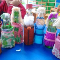 okul öncesınde kağit işler, duvar süsü ,davetiye kartları ,suluboya  çalişması (4553)