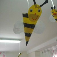 okul öncesınde kağit işler, duvar süsü ,davetiye kartları ,suluboya  çalişması (4558)