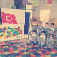 okul öncesınde kağit işler, duvar süsü ,davetiye kartları ,suluboya  çalişması (4680)