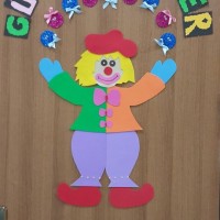 okul öncesınde kağit işler, duvar süsü ,davetiye kartları ,suluboya  çalişması (4690)