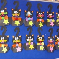 okul öncesınde kağit işler, duvar süsü ,davetiye kartları ,suluboya  çalişması (4837)