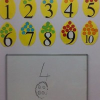 okul öncesınde kağit işler, duvar süsü ,davetiye kartları ,suluboya  çalişması (4877)