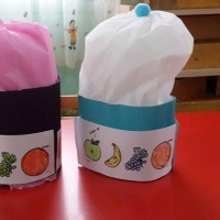 okul öncesınde kağit işler, duvar süsü ,davetiye kartları ,suluboya  çalişması (4917)