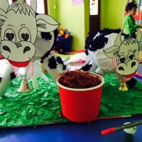 okul öncesınde kağit işler, duvar süsü ,davetiye kartları ,suluboya  çalişması (5003)