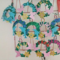 okul öncesınde kağit işler, duvar süsü ,davetiye kartları ,suluboya  çalişması (5057)