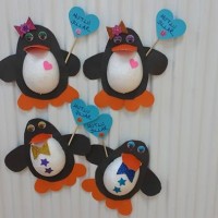 okul öncesınde kağit işler, duvar süsü ,davetiye kartları ,suluboya  çalişması (5197)