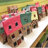 okul öncesınde kağit işler, duvar süsü ,davetiye kartları ,suluboya  çalişması (5199)