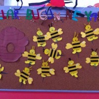 okul öncesınde kağit işler, duvar süsü ,davetiye kartları ,suluboya  çalişması (5210)