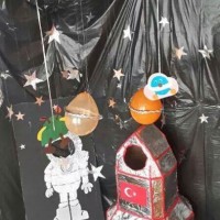 okul öncesınde kağit işler, duvar süsü ,davetiye kartları ,suluboya  çalişması (5287)