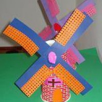 okul öncesınde kağit işler, duvar süsü ,davetiye kartları ,suluboya  çalişması (5454)