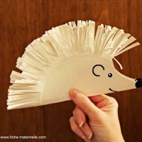 okul öncesınde kağit işler, duvar süsü ,davetiye kartları ,suluboya  çalişması (5484)